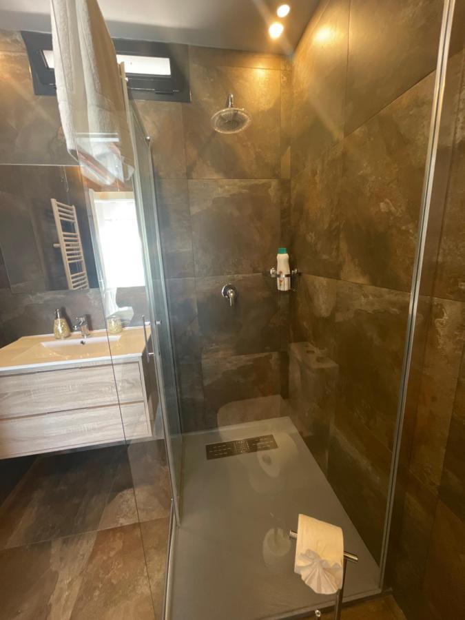 Habitación cama de matrimonio con baño privado San Vicente Raspeig Exterior foto